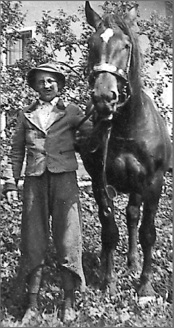 Niederhofbauer.png © Archiv/Standl Niederhofbauer.png © Archiv/Standl
