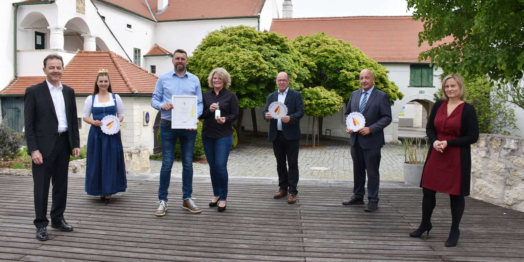 Sieger Weißweinspritzer - Weinbau Eisner aus Siegendorf 2.jpg