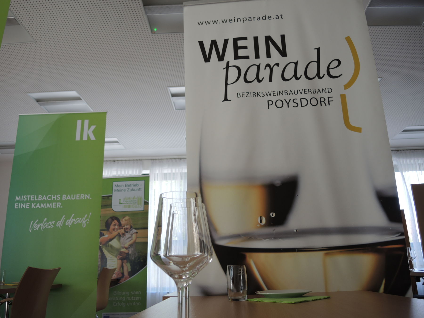 Weinverkostung Poysdorfer Weinparade © Andrea Uhl LK NÖ