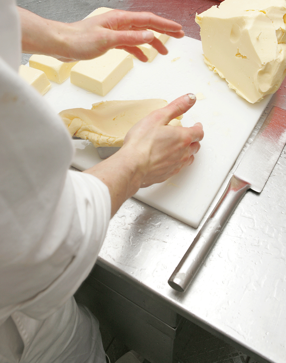 Butterherstellung-10-(Bernhard-Aichner).png © Bernhard Aichner Butterherstellung-10-(Bernhard-Aichner).png © Bernhard Aichner