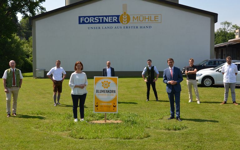 Pressefahrt Blumenkorn 2021 LK OÖ Frei (63).jpg Pressefahrt Blumenkorn 2021 LK OÖ Frei (63).jpg