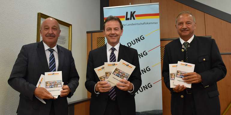 Volversammlung der LK im Juni - Präsentation des Tätigkeitsberichts.jpg © Hettlinger/LK Burgenland