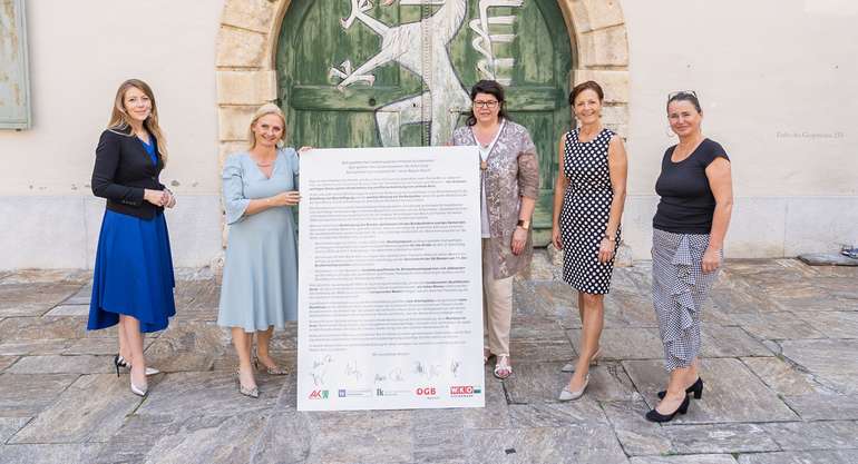 PK der Sozialpartnerinnen und der IV zu Vereinbarkeit 2021 PK der Sozialpartnerinnen und der IV zu Vereinbarkeit 2021
