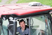 Die M2M-SIM-Karte soll vor allem jenen Landwirten den Zugang erleichtern, die den kostenfreien APOS-Dienst nutzen. © Paula Pöchlauer-Kozel/LK Niederösterreich Die M2M-SIM-Karte soll vor allem jenen Landwirten den Zugang erleichtern, die den kostenfreien APOS-Dienst nutzen. © Paula Pöchlauer-Kozel/LK Niederösterreich