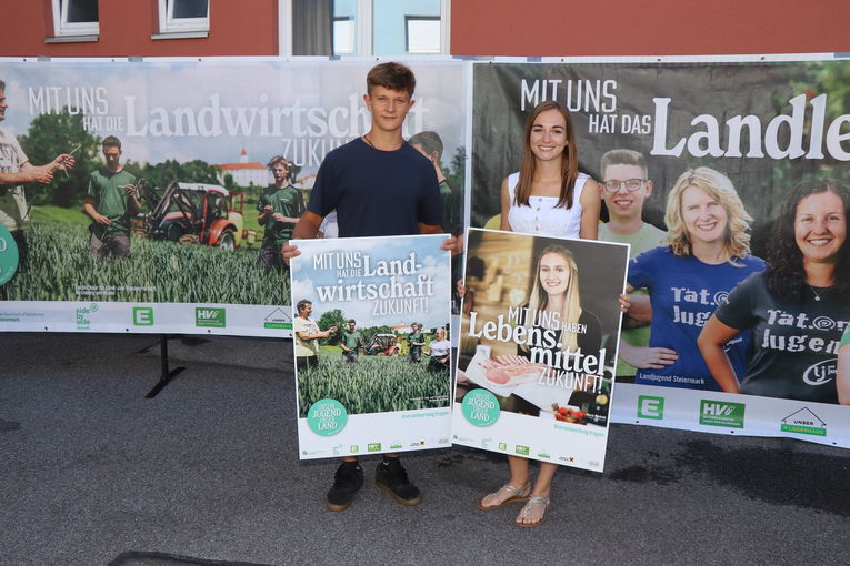 Sprecher Junge Landwirtschaft Hartberg-Fürstenfeld: Anja Weber und Michael Mayer.jpg © Woche/Mayer