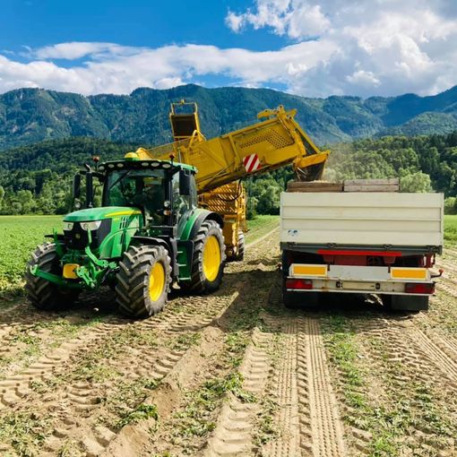 Traktor-min.jpg © Krainer