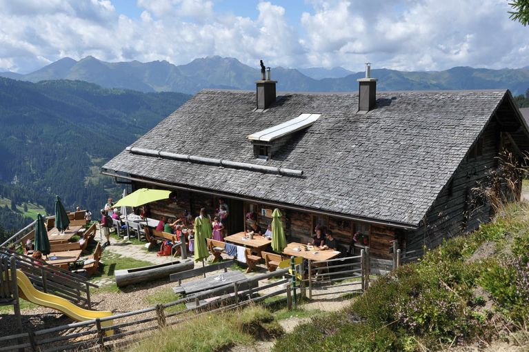 Ellmau Hütte.jpg