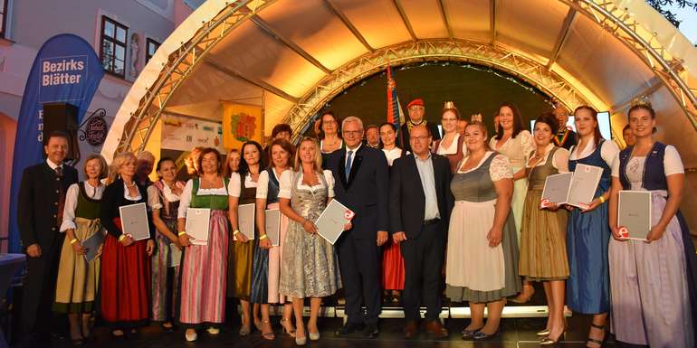 Burgenländische Weinhoheiten.jpg © Hettlinger/LK Burgenland Burgenländische Weinhoheiten.jpg © Hettlinger/LK Burgenland