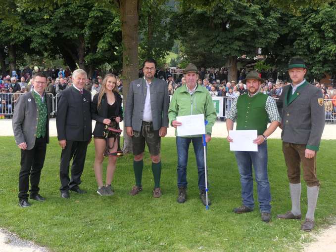 Fulminanter Start beim Rösslmarkt.jpg