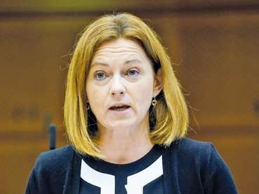 Schmiedbauer Simone (c) Europäisches Parlament 4c (Klein).jpg © EU Parlament
