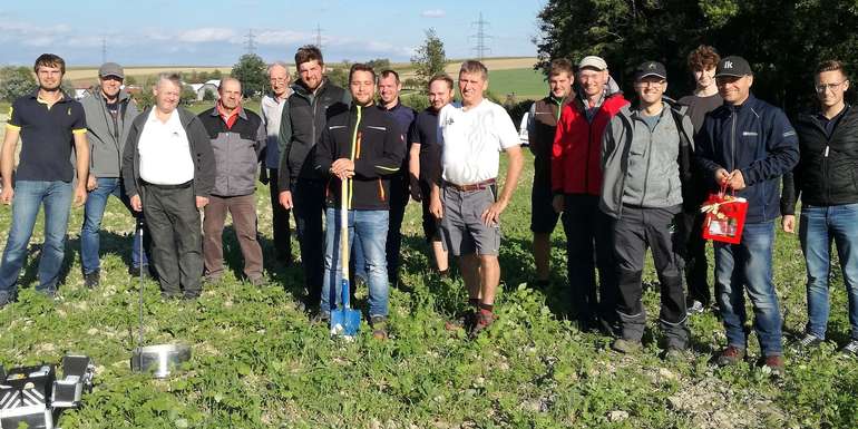 Zwischenfrüchte-Feldbegehung am 24.09.2021.jpg Zwischenfrüchte-Feldbegehung am 24.09.2021.jpg