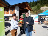 Dankeschön_KO Mario Wührer und Landwirtin_BBK WY Gerlinde Schneckenleitner.jpg © BBK WY Gerlinde Schneckenleitner Dankeschön_KO Mario Wührer und Landwirtin_BBK WY Gerlinde Schneckenleitner.jpg © BBK WY Gerlinde Schneckenleitner