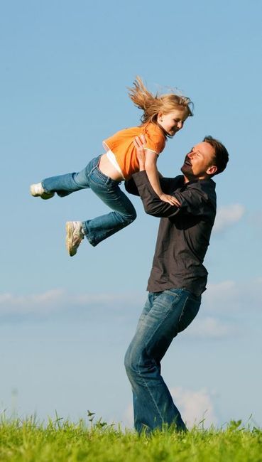 mann mit kind.jpg © stock.adobe.com
