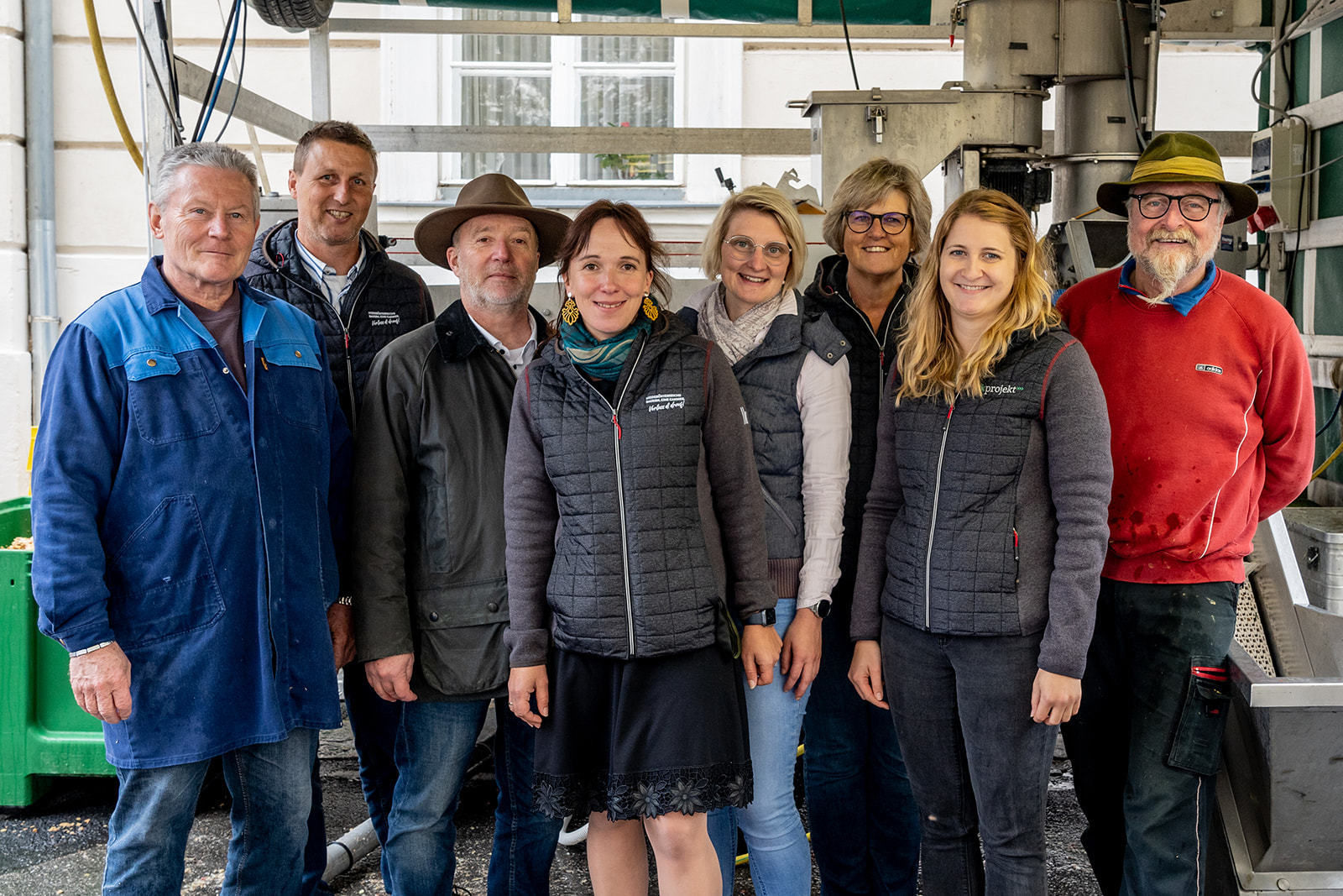 Apfelsaftaktion  Apfelsaft aus Apfel g´macht  der LK NÖ.jpg © Georg Pomassl/LK Niederösterreich Apfelsaftaktion  Apfelsaft aus Apfel g´macht  der LK NÖ.jpg © Georg Pomassl/LK Niederösterreich