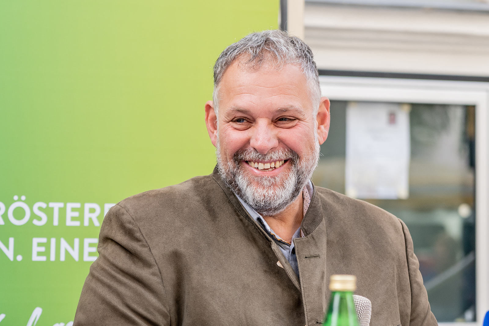 Apfelsaftaktion  Apfelsaft aus Apfel g´macht  der LK NÖ.jpg © Georg Pomassl/LK Niederösterreich Apfelsaftaktion  Apfelsaft aus Apfel g´macht  der LK NÖ.jpg © Georg Pomassl/LK Niederösterreich