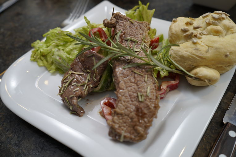 LFI Cookinar mit Seminarbäuerin Agnes Gerl.jpg © LK Salzburg,Mösenbichler LFI Cookinar mit Seminarbäuerin Agnes Gerl.jpg © LK Salzburg,Mösenbichler