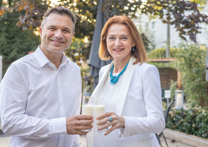 Milchgala - Fete Blanche.jpg © Doris Wild Milchgala - Fete Blanche.jpg © Doris Wild