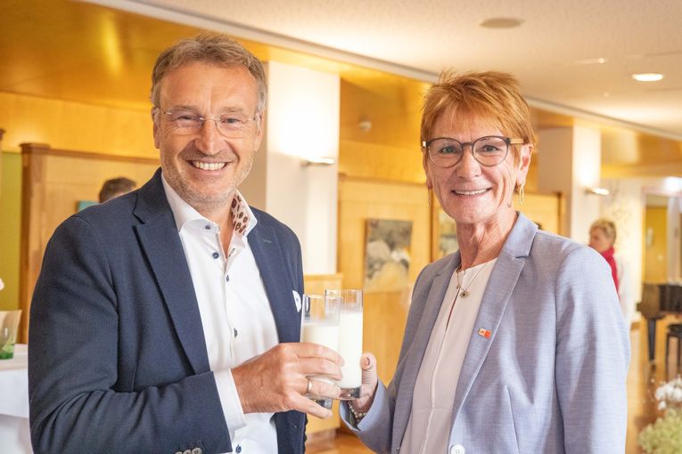 Milchgala - Fete Blanche.jpg © Doris Wild Milchgala - Fete Blanche.jpg © Doris Wild