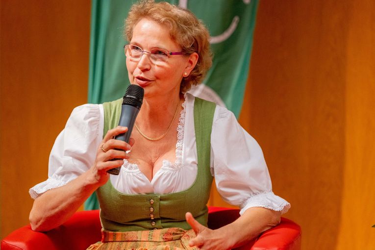 Milchgala - Fete Blanche.jpg © Doris Wild Milchgala - Fete Blanche.jpg © Doris Wild