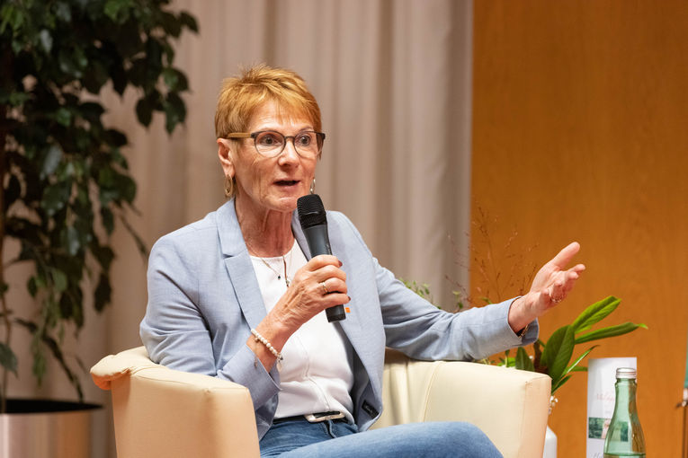 Milchgala - Fete Blanche.jpg © Doris Wild Milchgala - Fete Blanche.jpg © Doris Wild