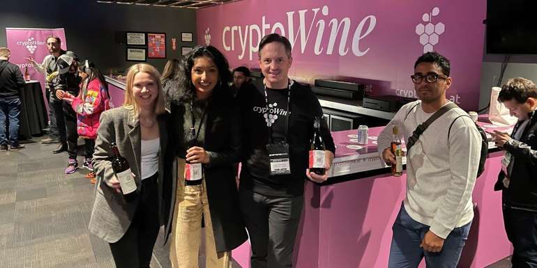 LK NÖ-Präsident Johannes Schmuckenschlager beim Startschuss von cryptoWine in New York.