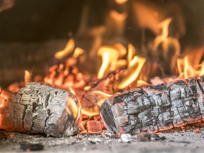 Holz heizen © LK-Stmk/Foto Fischer