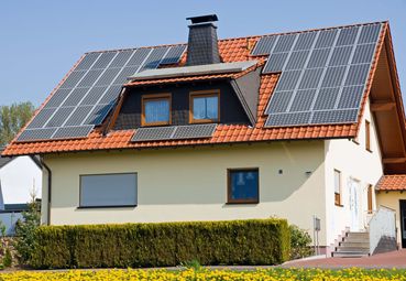 Photovoltaik1-min.jpg © Jürgen Fälchle/stock.adobe.com Photovoltaik1-min.jpg © Jürgen Fälchle/stock.adobe.com
