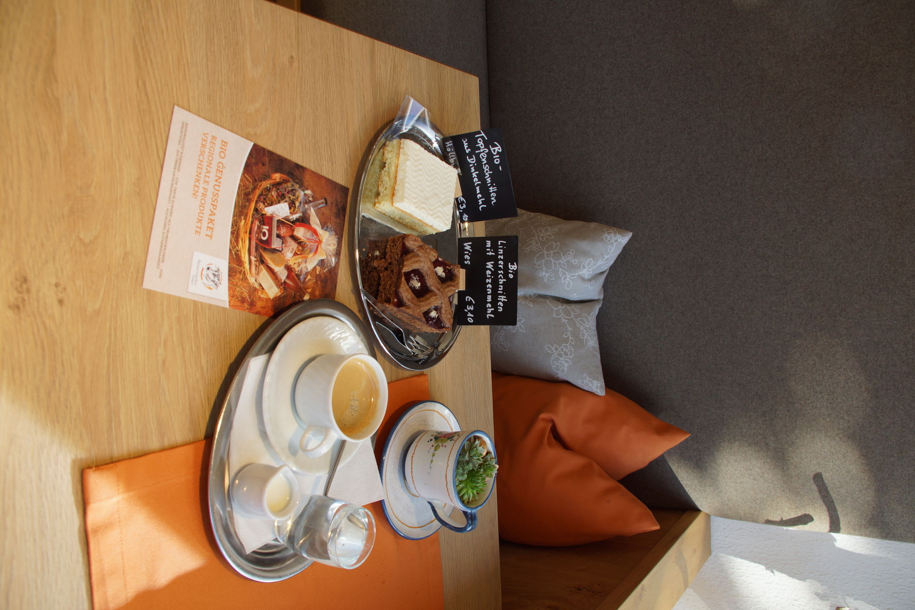 sb48_mt_cafe.jpg © Gudrun Dürnberger sb48_mt_cafe.jpg © Gudrun Dürnberger