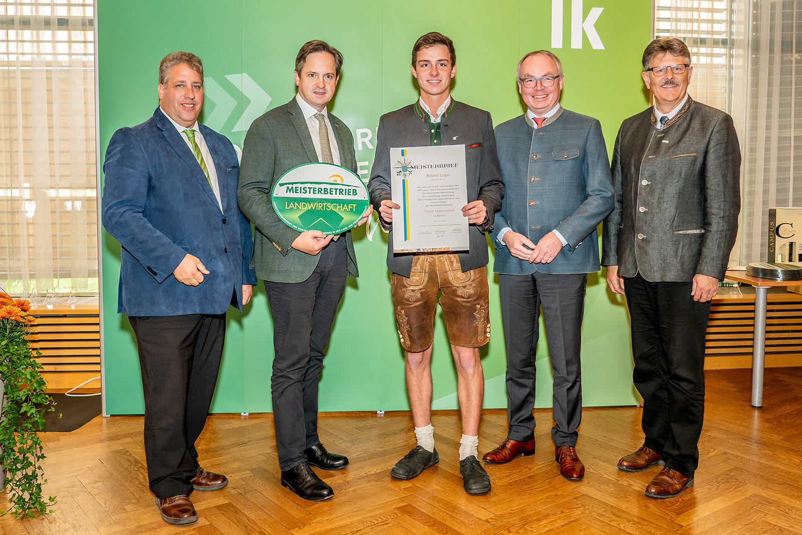 111 neue niederösterreichische Meister der Land- und Forstwirtschaft bei der Meisterbriefverleihung ausgezeichnet © Georg Pomassl/LK Niederösterreich 111 neue niederösterreichische Meister der Land- und Forstwirtschaft bei der Meisterbriefverleihung ausgezeichnet © Georg Pomassl/LK Niederösterreich