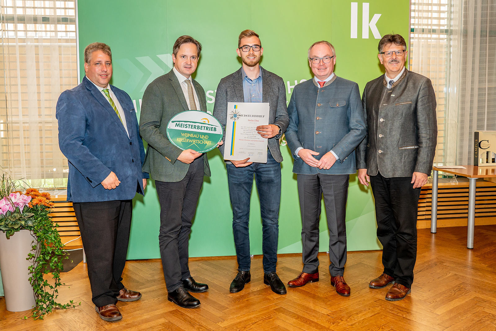 111 neue niederösterreichische Meister der Land- und Forstwirtschaft bei der Meisterbriefverleihung ausgezeichnet © Georg Pomassl/LK Niederösterreich 111 neue niederösterreichische Meister der Land- und Forstwirtschaft bei der Meisterbriefverleihung ausgezeichnet © Georg Pomassl/LK Niederösterreich