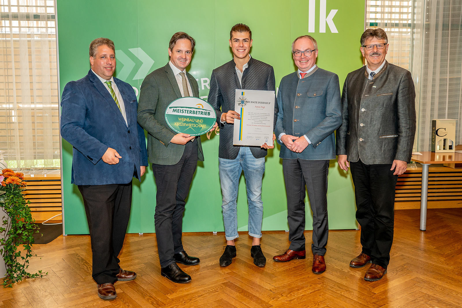 111 neue niederösterreichische Meister der Land- und Forstwirtschaft bei der Meisterbriefverleihung ausgezeichnet © Georg Pomassl/LK Niederösterreich 111 neue niederösterreichische Meister der Land- und Forstwirtschaft bei der Meisterbriefverleihung ausgezeichnet © Georg Pomassl/LK Niederösterreich