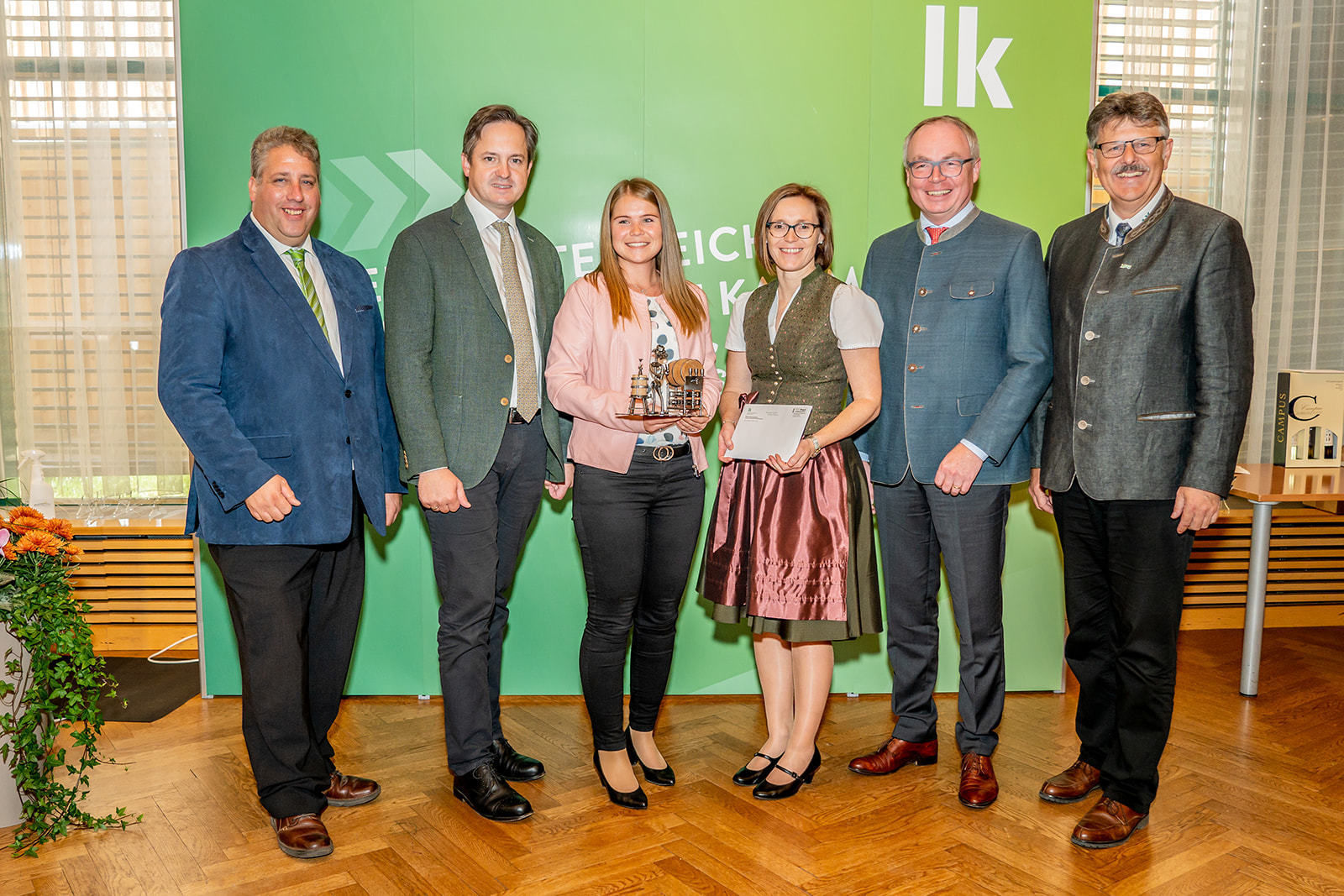 111 neue niederösterreichische Meister der Land- und Forstwirtschaft bei der Meisterbriefverleihung ausgezeichnet © Georg Pomassl/LK Niederösterreich 111 neue niederösterreichische Meister der Land- und Forstwirtschaft bei der Meisterbriefverleihung ausgezeichnet © Georg Pomassl/LK Niederösterreich