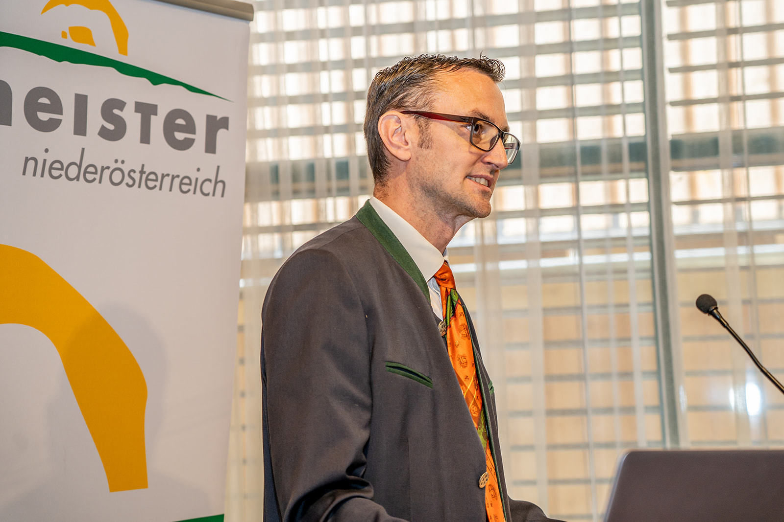 111 neue niederösterreichische Meister der Land- und Forstwirtschaft bei der Meisterbriefverleihung ausgezeichnet © Georg Pomassl/LK Niederösterreich 111 neue niederösterreichische Meister der Land- und Forstwirtschaft bei der Meisterbriefverleihung ausgezeichnet © Georg Pomassl/LK Niederösterreich