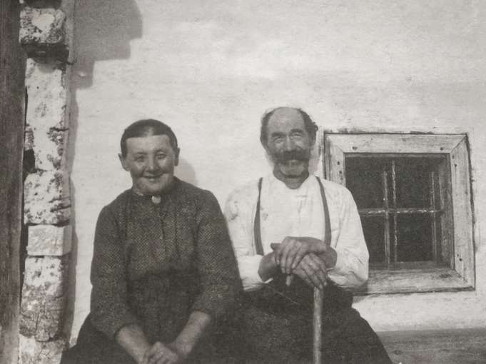 sb48_buch_alte.jpg © Archiv sb48_buch_alte.jpg © Archiv