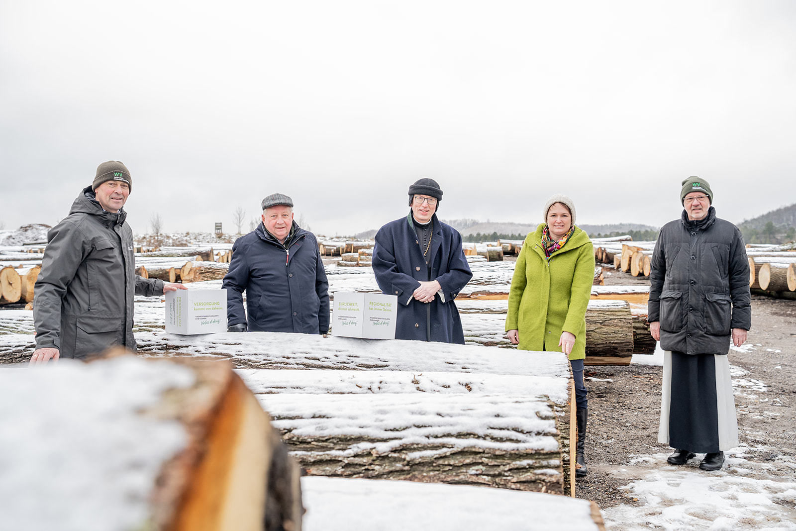 20. Wertholzversteigerung in Heiligenkreuz war ein voller Erfolg © Georg Pomassl 20. Wertholzversteigerung in Heiligenkreuz war ein voller Erfolg © Georg Pomassl