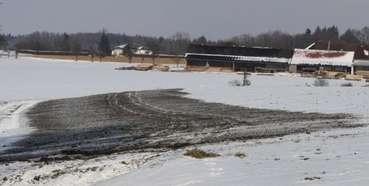 Gülle auf Schnee-min - Kopie.jpg © BWSB­OÖ