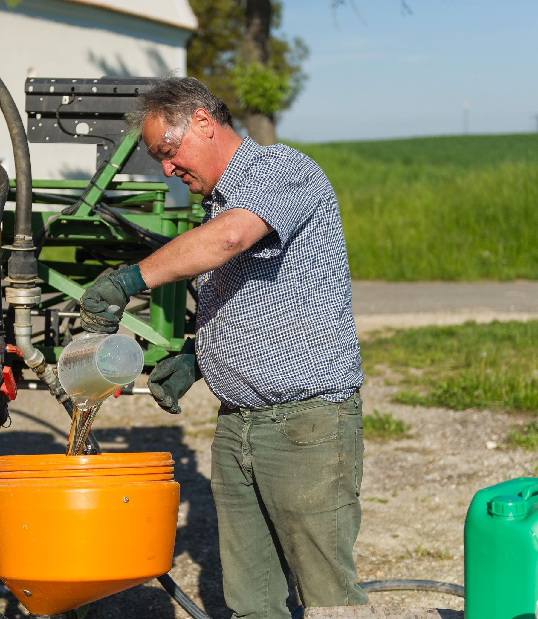 Feldspritzenüberprüfung.jpg © agrarfoto Feldspritzenüberprüfung.jpg © agrarfoto