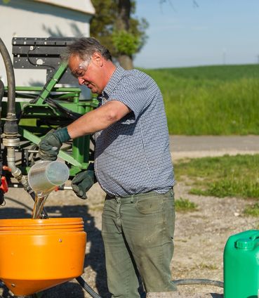 Feldspritzenüberprüfung.jpg © agrarfoto Feldspritzenüberprüfung.jpg © agrarfoto