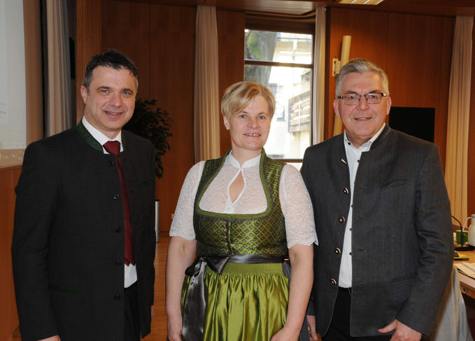 Claudia Entleitner.jpg Claudia Entleitner.jpg