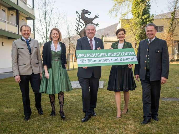 Verlässlicher Dienstleister für Bäuerinnen und Bauern © LK-Stmk/Alexander Danner Verlässlicher Dienstleister für Bäuerinnen und Bauern © LK-Stmk/Alexander Danner