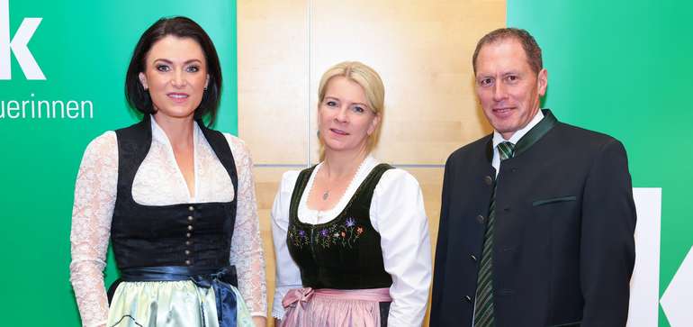 PK anlässlich des BUndesbäuerinnentages 2022.jpg © Arbeitsgemeinschaft Österreichische Bäuerinnen/APA-Fotoservice/Schedl PK anlässlich des BUndesbäuerinnentages 2022.jpg © Arbeitsgemeinschaft Österreichische Bäuerinnen/APA-Fotoservice/Schedl