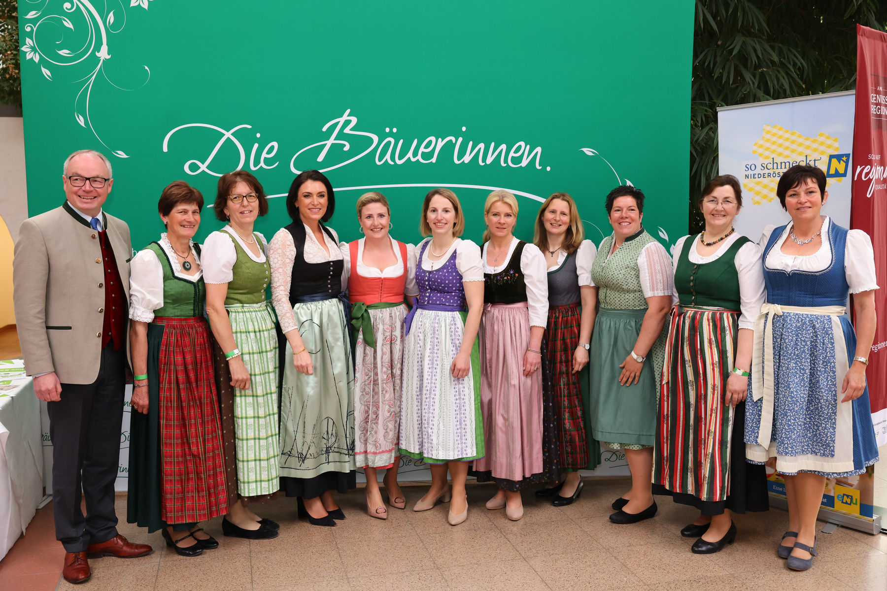 Bundesbäuerinnentag 2022 machte im niederösterreichischen Vösendorf Station © Arbeitsgemeinschaft Österreichische Bäuerinnen/APA-Fotoservice/Schedl Bundesbäuerinnentag 2022 machte im niederösterreichischen Vösendorf Station © Arbeitsgemeinschaft Österreichische Bäuerinnen/APA-Fotoservice/Schedl