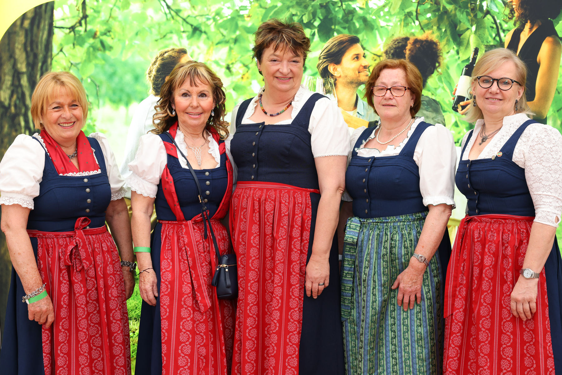 Bundesbäuerinnentag 2022 machte im niederösterreichischen Vösendorf Station © Arbeitsgemeinschaft Österreichische Bäuerinnen/APA-Fotoservice/Schedl Bundesbäuerinnentag 2022 machte im niederösterreichischen Vösendorf Station © Arbeitsgemeinschaft Österreichische Bäuerinnen/APA-Fotoservice/Schedl