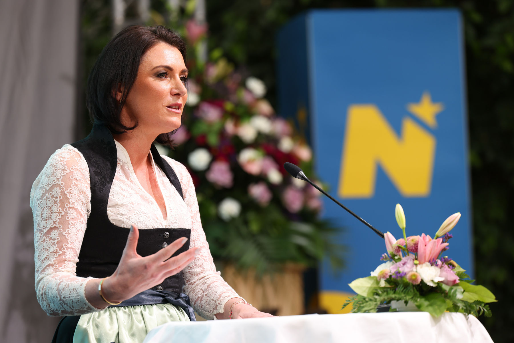 Bundesbäuerinnentag 2022 machte im niederösterreichischen Vösendorf Station © Arbeitsgemeinschaft Österreichische Bäuerinnen/APA-Fotoservice/Schedl Bundesbäuerinnentag 2022 machte im niederösterreichischen Vösendorf Station © Arbeitsgemeinschaft Österreichische Bäuerinnen/APA-Fotoservice/Schedl