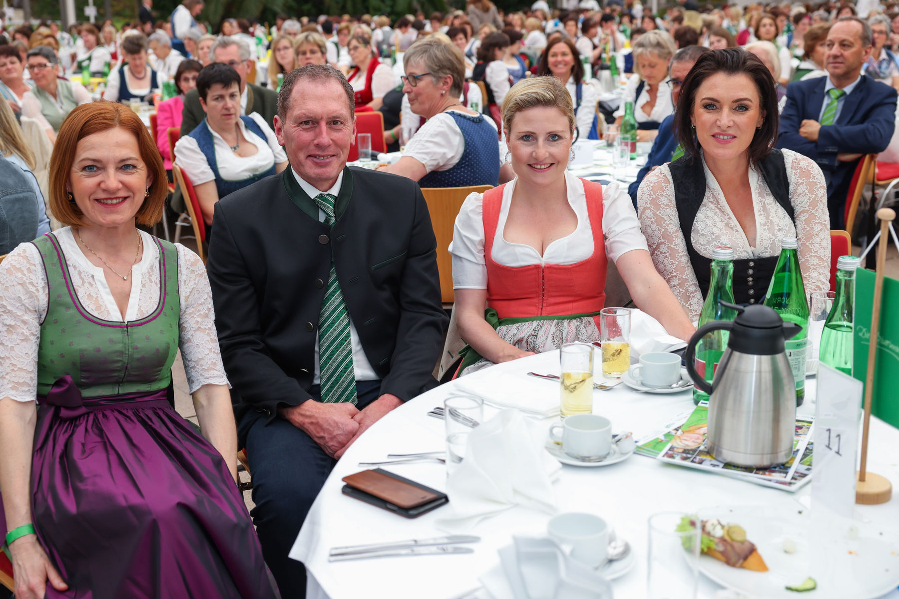 Bundesbäuerinnentag 2022 machte im niederösterreichischen Vösendorf Station © Arbeitsgemeinschaft Österreichische Bäuerinnen/APA-Fotoservice/Schedl Bundesbäuerinnentag 2022 machte im niederösterreichischen Vösendorf Station © Arbeitsgemeinschaft Österreichische Bäuerinnen/APA-Fotoservice/Schedl