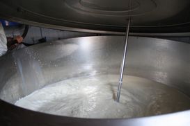 Milchtank.jpg Milchtank.jpg