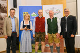 Tierwohl vollendet Milchgenuss.jpg © Manuel Horn Tierwohl vollendet Milchgenuss.jpg © Manuel Horn