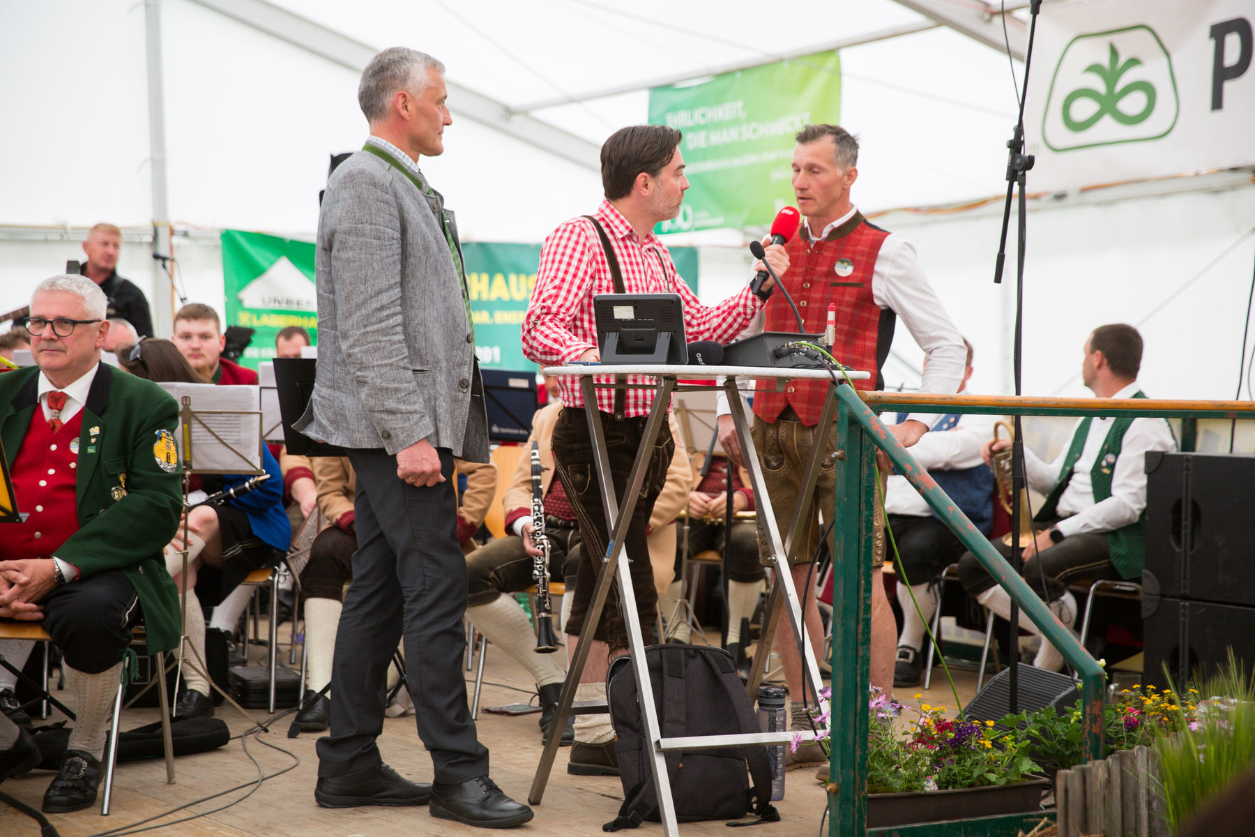 Rinderschau_Frühschoppen_Höfer_Müllner-1463_(c)_BBK_Melk/Derfler.jpg © BBK Melk/Derfler Rinderschau_Frühschoppen_Höfer_Müllner-1463_(c)_BBK_Melk/Derfler.jpg © BBK Melk/Derfler