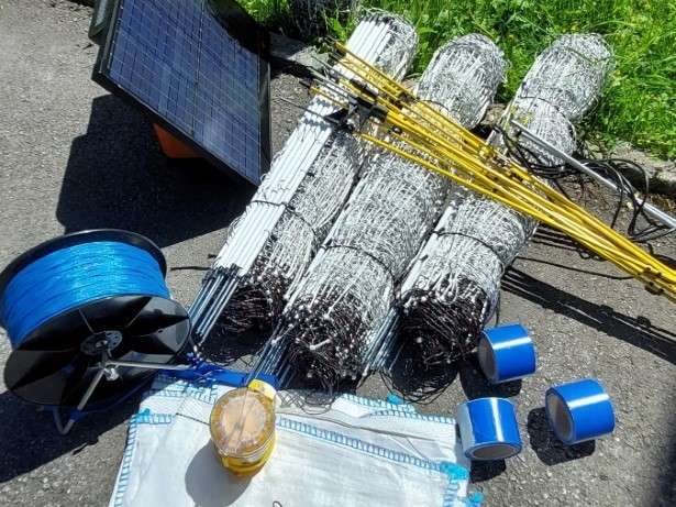 Wolf 2 Notfallteam_Ausrüstung (Mittel).jpg © Herbert Strolz Wolf 2 Notfallteam_Ausrüstung (Mittel).jpg © Herbert Strolz