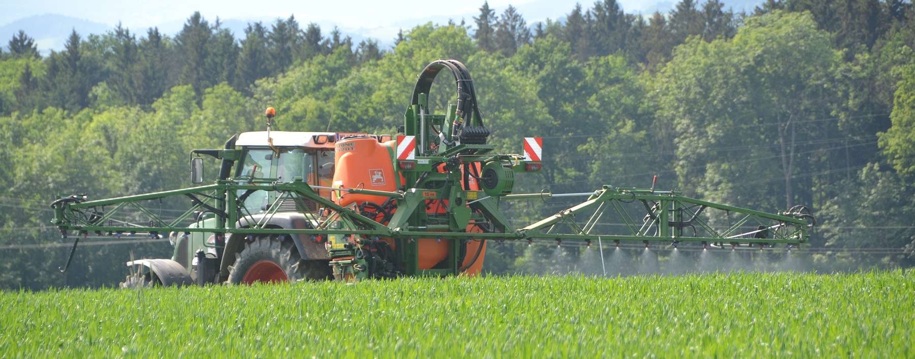 Pflanzenschutzmittelausbringung.jpg © Landwirtschaftskammer Oberösterreich/Köppl Pflanzenschutzmittelausbringung.jpg © Landwirtschaftskammer Oberösterreich/Köppl